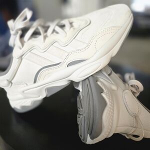 adidas OZWEEGO Shoes Bliss Off White Wmns 8.5 Like New!!!